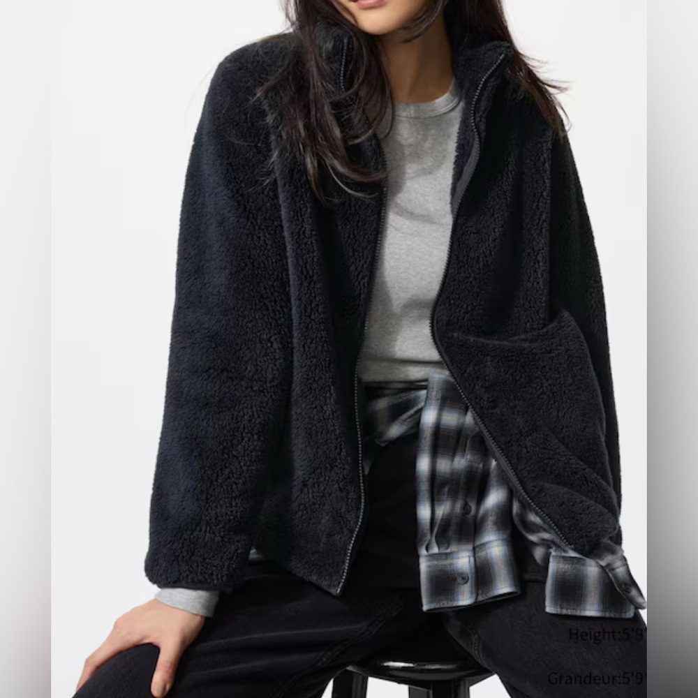 Uniqlo Black Fluffy Yarn Sherpa Fleece Full-Zip Jacket | Medium (Fits Oversized)